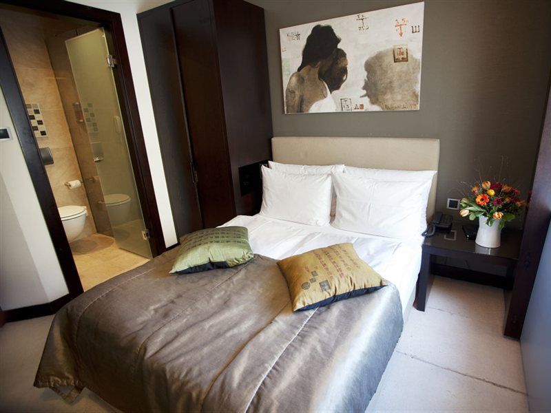 Quentin Design Hotel 4*